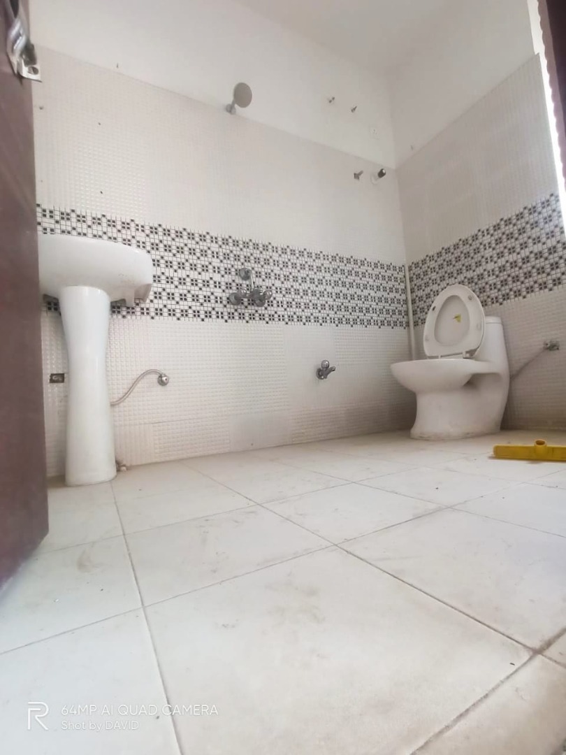 Unfurnished 3bhk in Bhabananda Boro Path, AHOM GAON, Guwahati, Assam, India for Rent